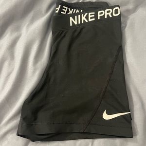 Black Nike Pros